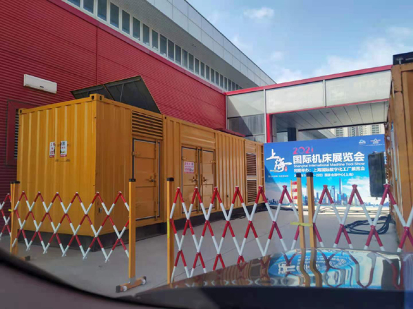 加查出租发电机-柴油发电机和汽油发电机哪个更好一些？
